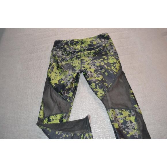 38555 Under Armour Gym Pants Active Neon Green Size Large Compression Fit Womens - Picture 6 of 6